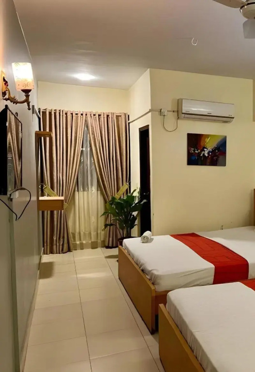 Hotel 7 DHA
