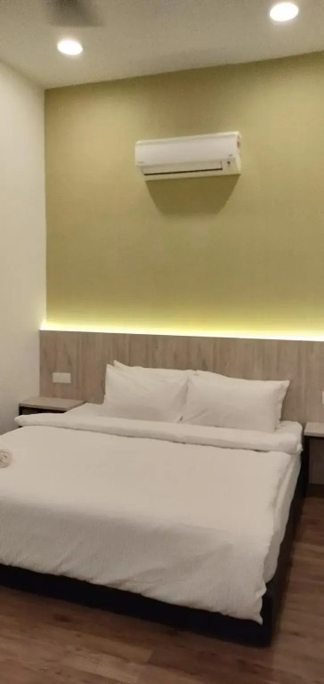 THE WOOD BOUTIQUE HOTEL