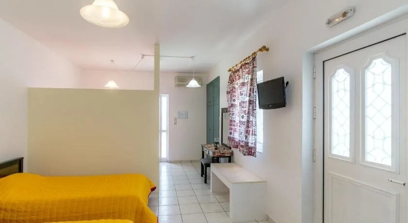 Golden Star Apartments