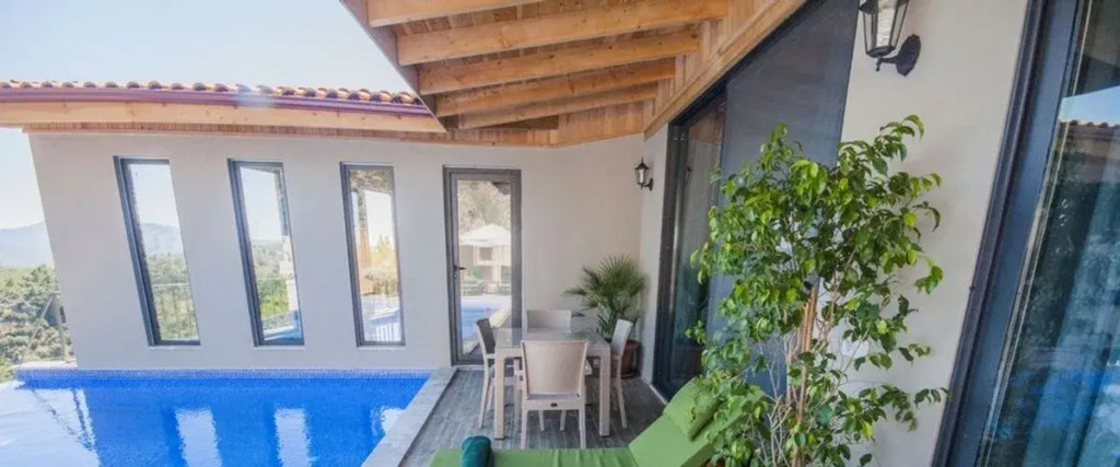 Villa Achyle
