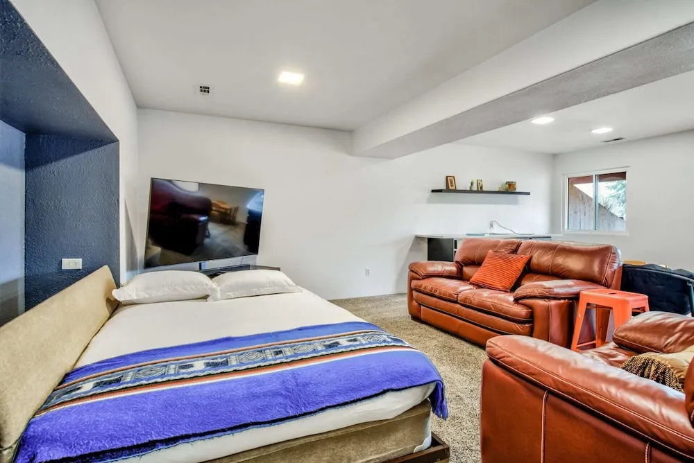 4brfireplace & Mountain Viewsdog-friendly & Hiking Nearby!