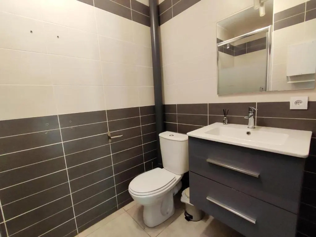 Appartement calme avec jardin privatif - 3 -
