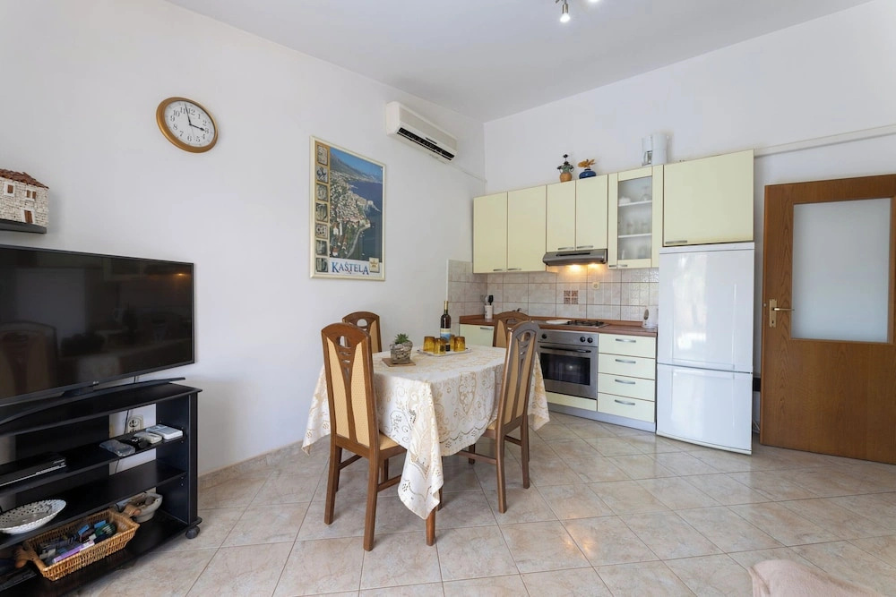 Apartments Ivo