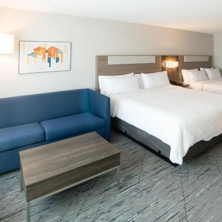 Holiday Inn Express & Suites - Moose Jaw by IHG