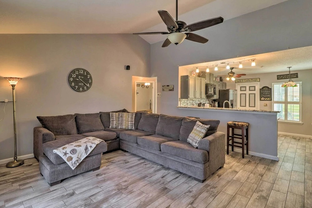 Jacksonville Home, Near Beach & Mayo Clinic!
