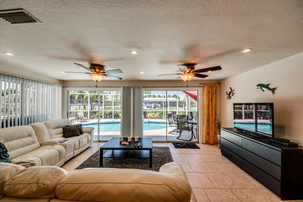 Villa River Breeze - Roelens Vacations