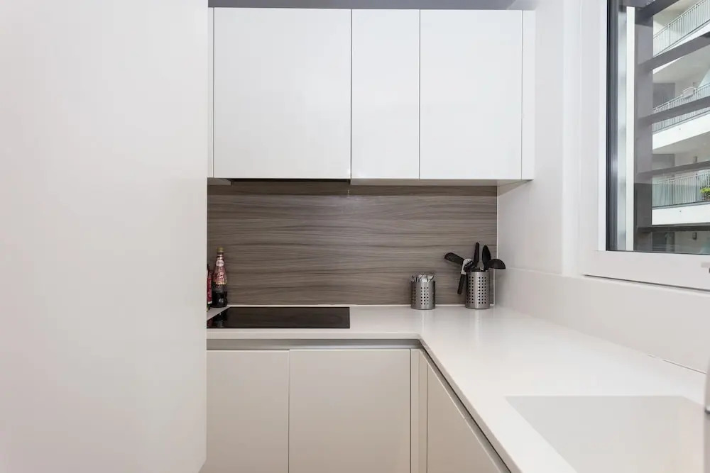 3 Bedroom Apartment Near King George's Park