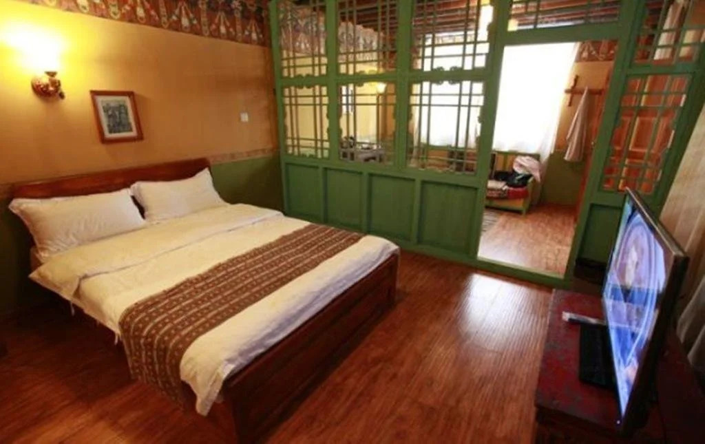 Bakuoyin Cultural Hotel