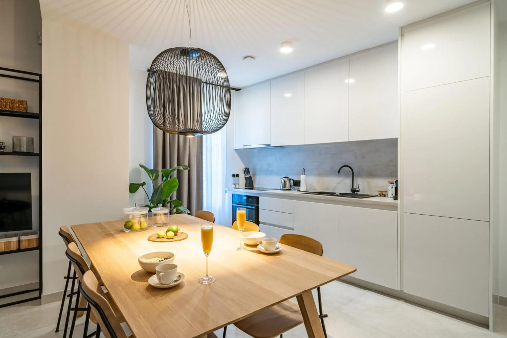 Agape Suite Old Town-Luxury Two Bedroom Apartment