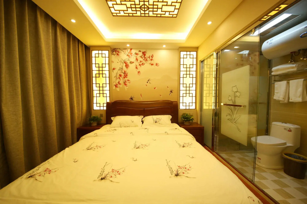 Zhouzhuang Nostalgia Town Theme Hostel