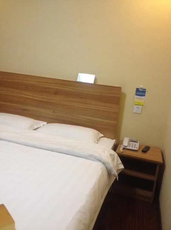 Yingkou Bayuquan Jin'gangwan Business Hotel