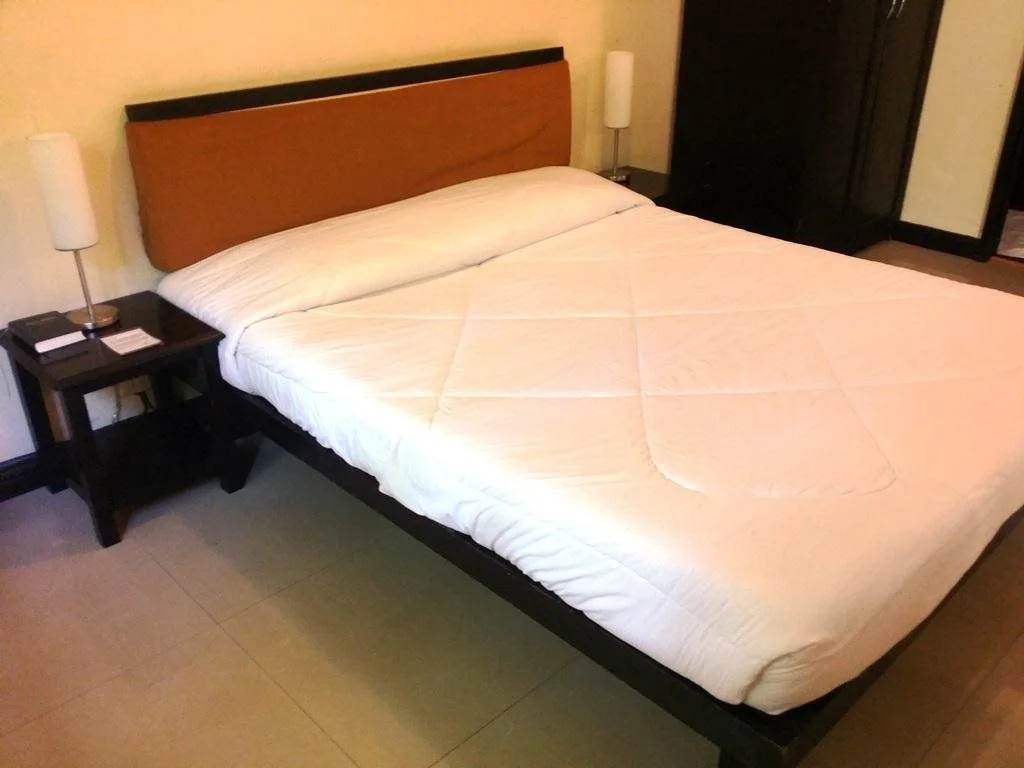 Lancaster Hotel