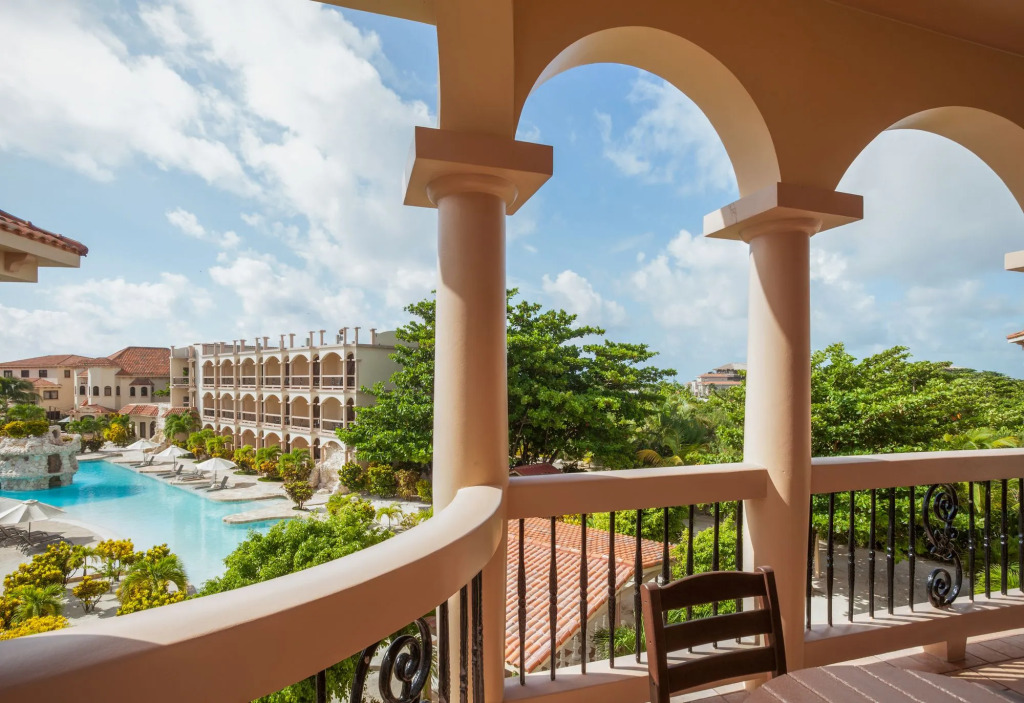 Coco Beach Resort