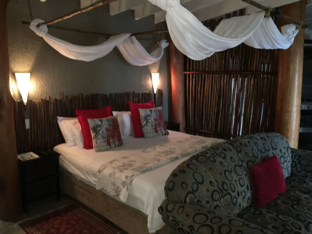 The Birdhouse Bed & Breakfast #NO Loadshedding #Solar Energy