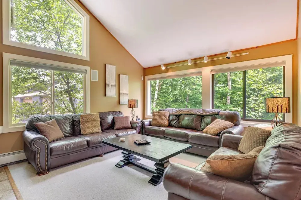 1 Mi to Loon Mountain: Lincoln Haven w/ Balcony