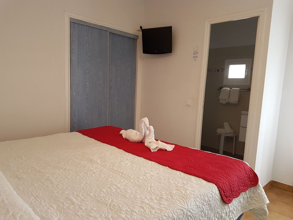 Hôtel Punta e Mare, Chambres et Appartements