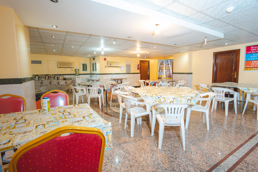 OYO 532 Shoaa Al Shaab