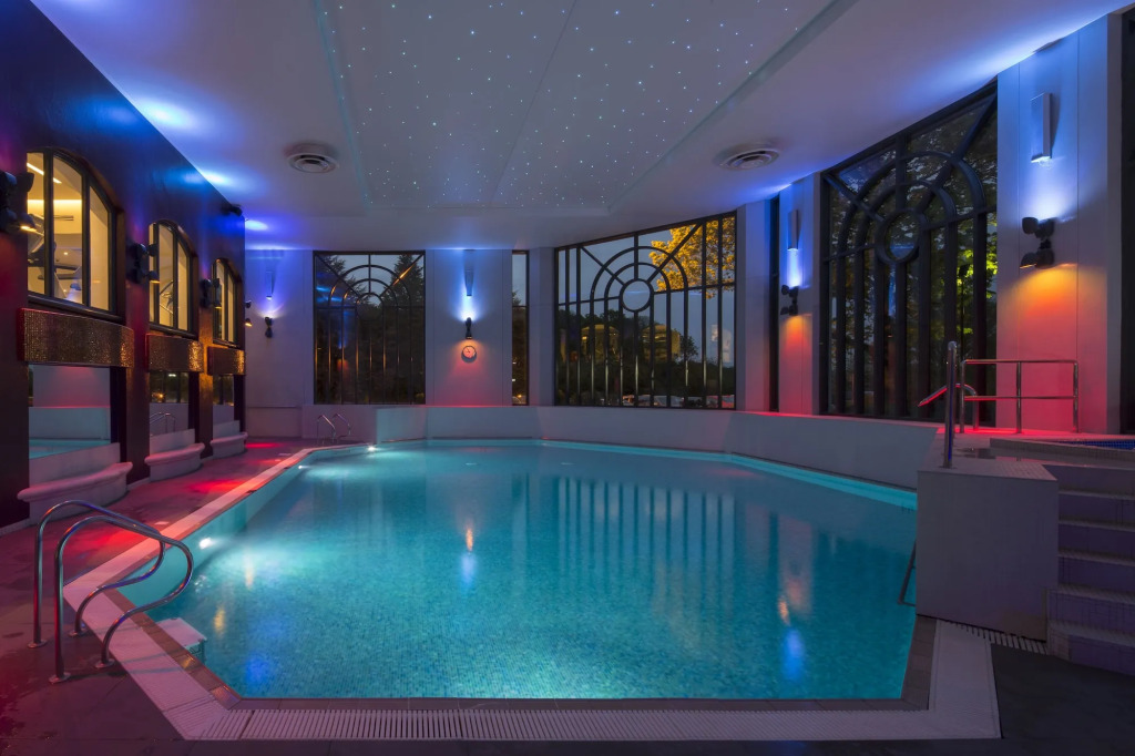 Crowne Plaza Gerrards Cross by IHG