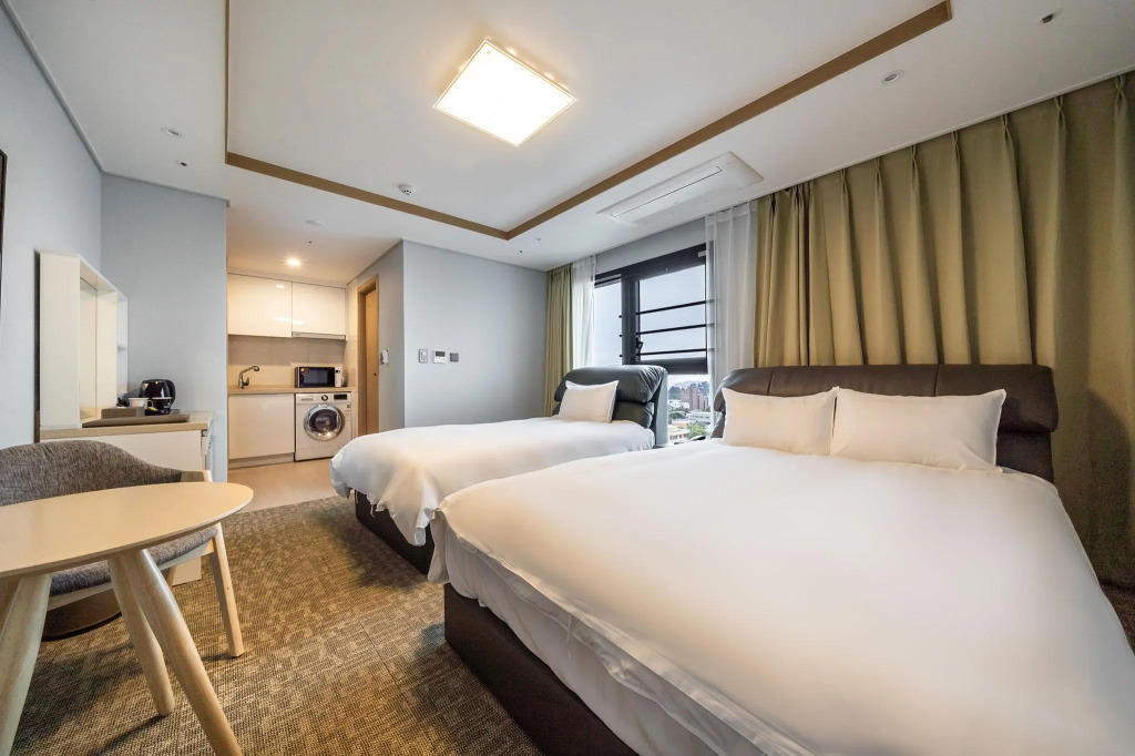 Hotel DK