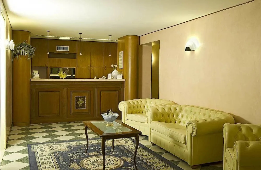 Spagna Hotel
