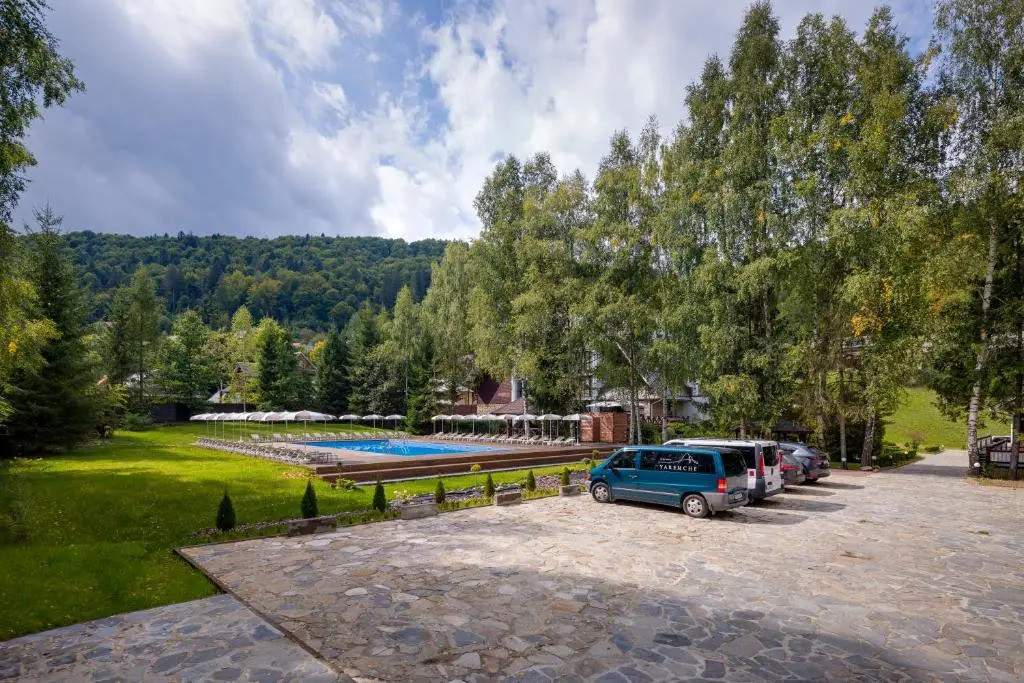 Клуб Отель Яремче