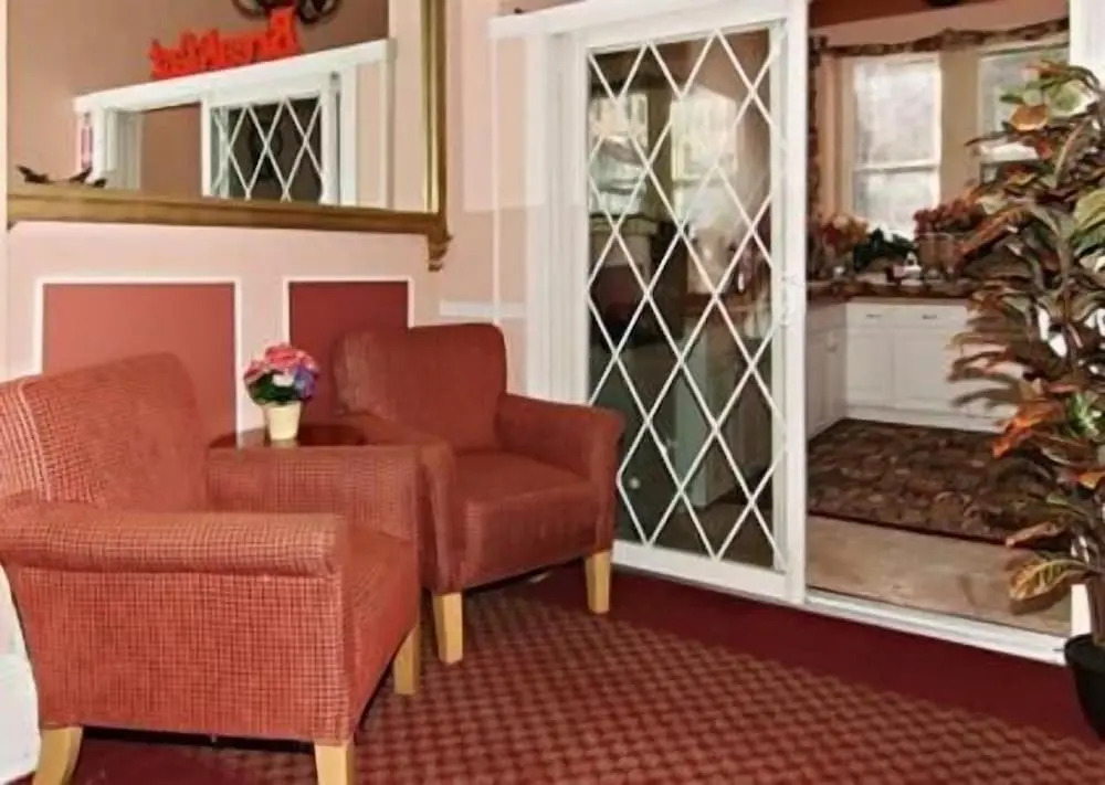 Rodeway Inn Mid Town