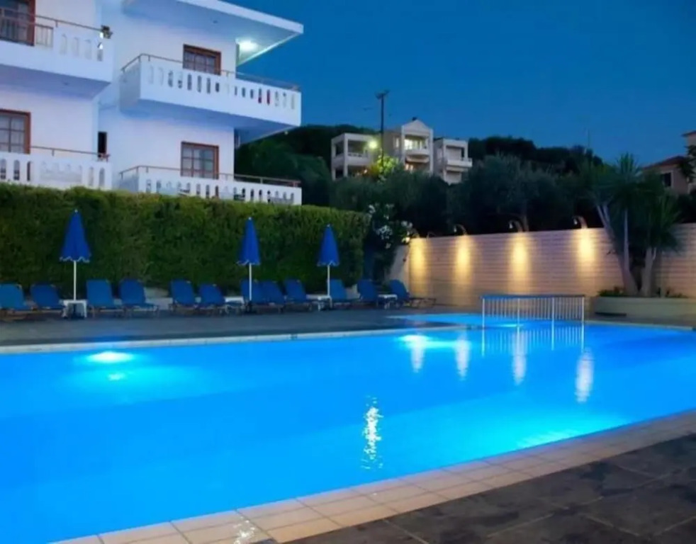 Varouxakis Hotel