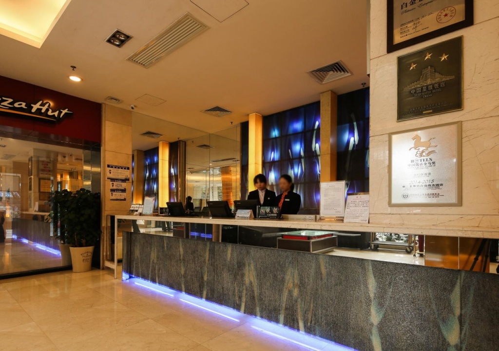 St.Martin Hotel
