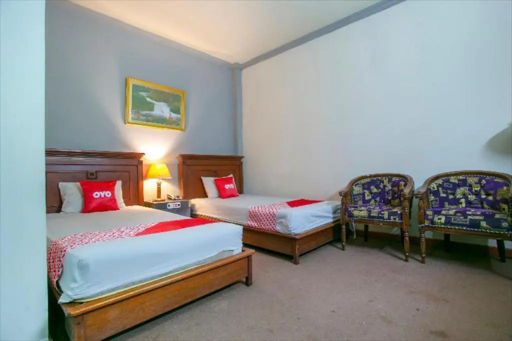 OYO 3031 Hotel Regenerasi