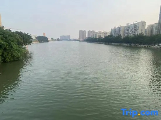 Yuk Mirage Hotel (Houjie Convention and Exhibition Center)