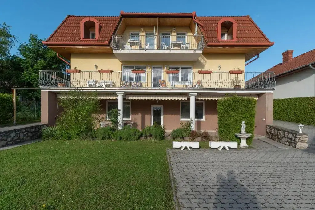 Lizi Apartman