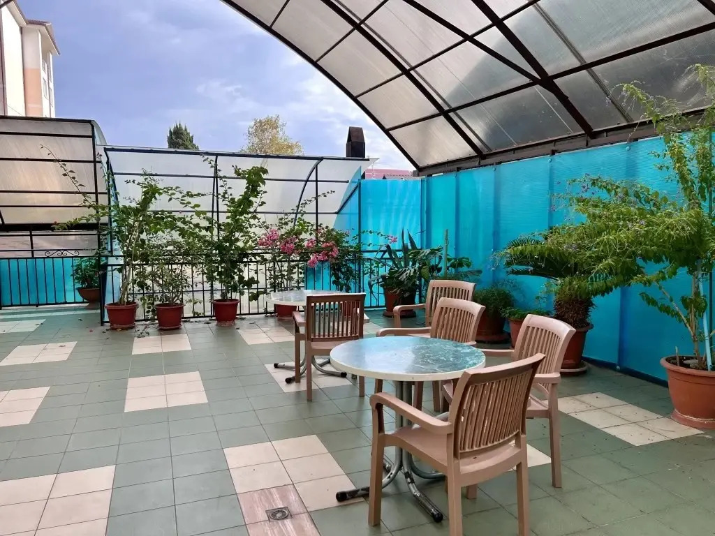 Gostevoy Dom Elanzhi Guest House