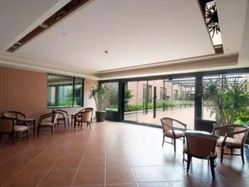 Dongcheng Hotel