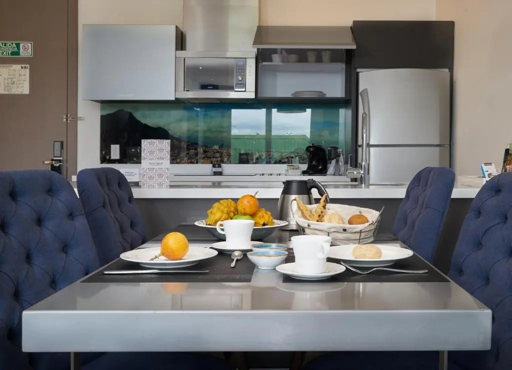 Hotel 100 Luxury Suites by Preferred