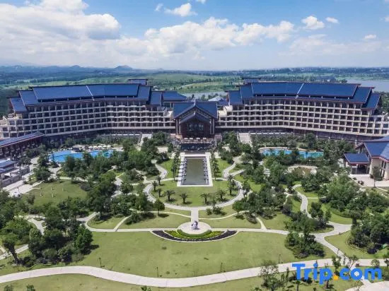 Sky Island Lake Resorts & Hotels