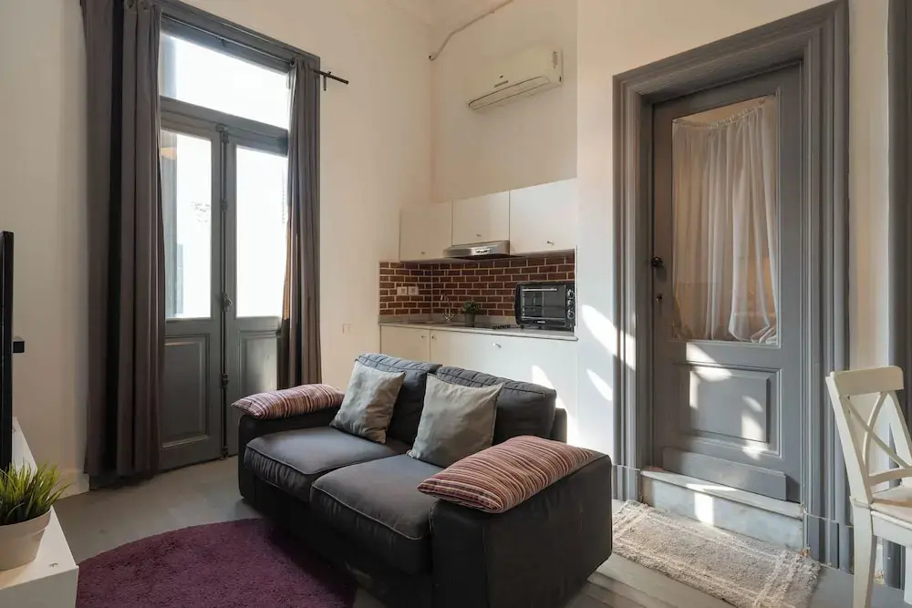 grey l studio apartments Corniche Alexandria