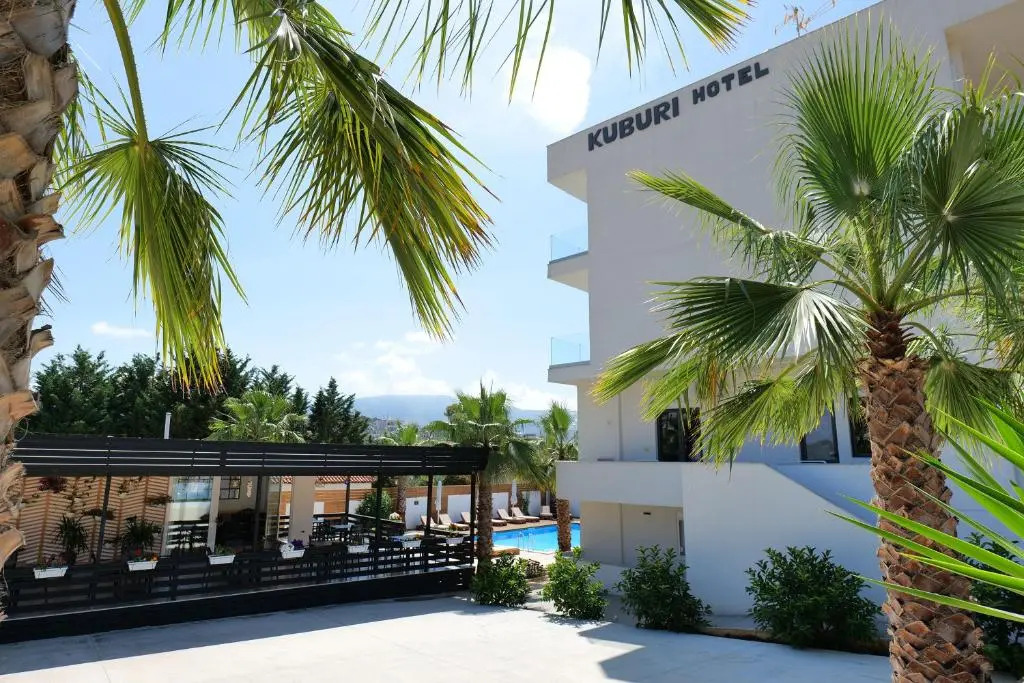 Kuburi Hotel