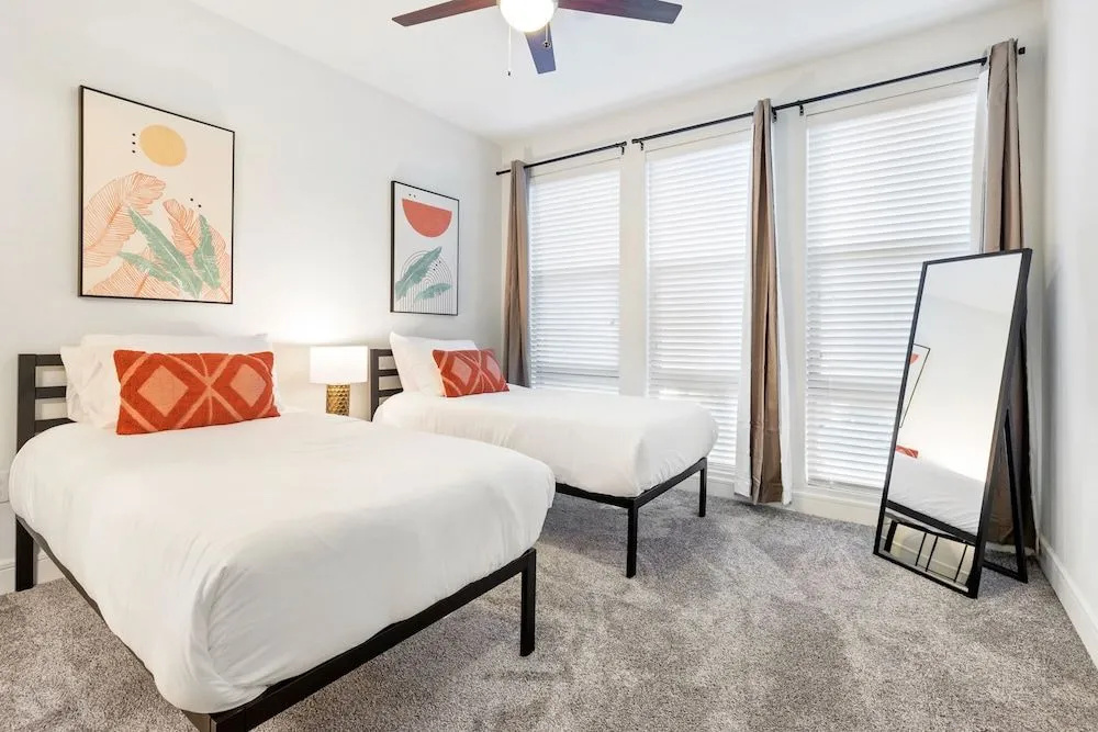 Kasa Dallas North Apartments