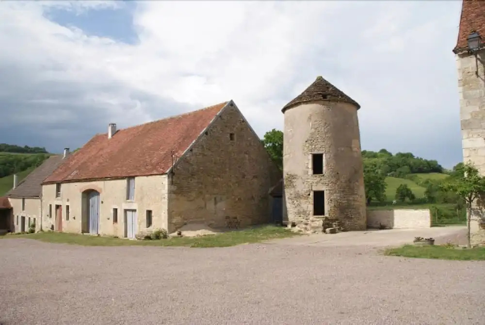 Chambres & Table d'hôtes La Tour de Giry
