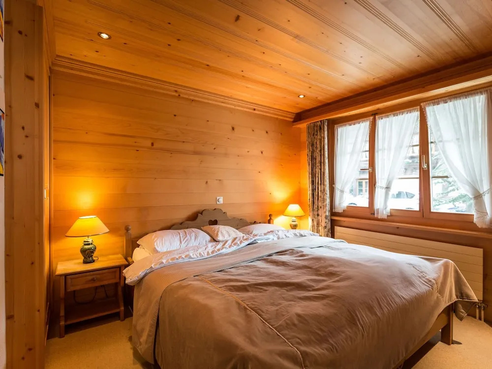 Luxurious Chalet in Zweisimmen near Ski Area