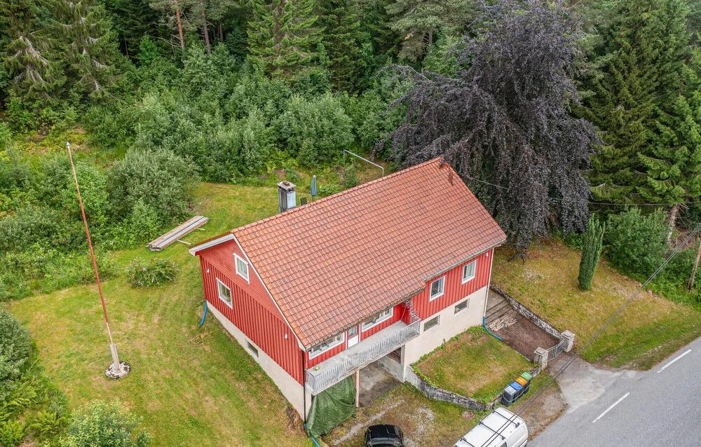 5 Bedroom Pet Friendly Home In Vestnes