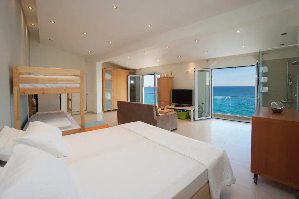 Infinity Beach House