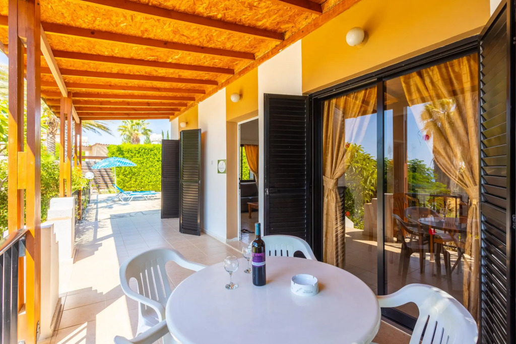 Villa Lela Tria