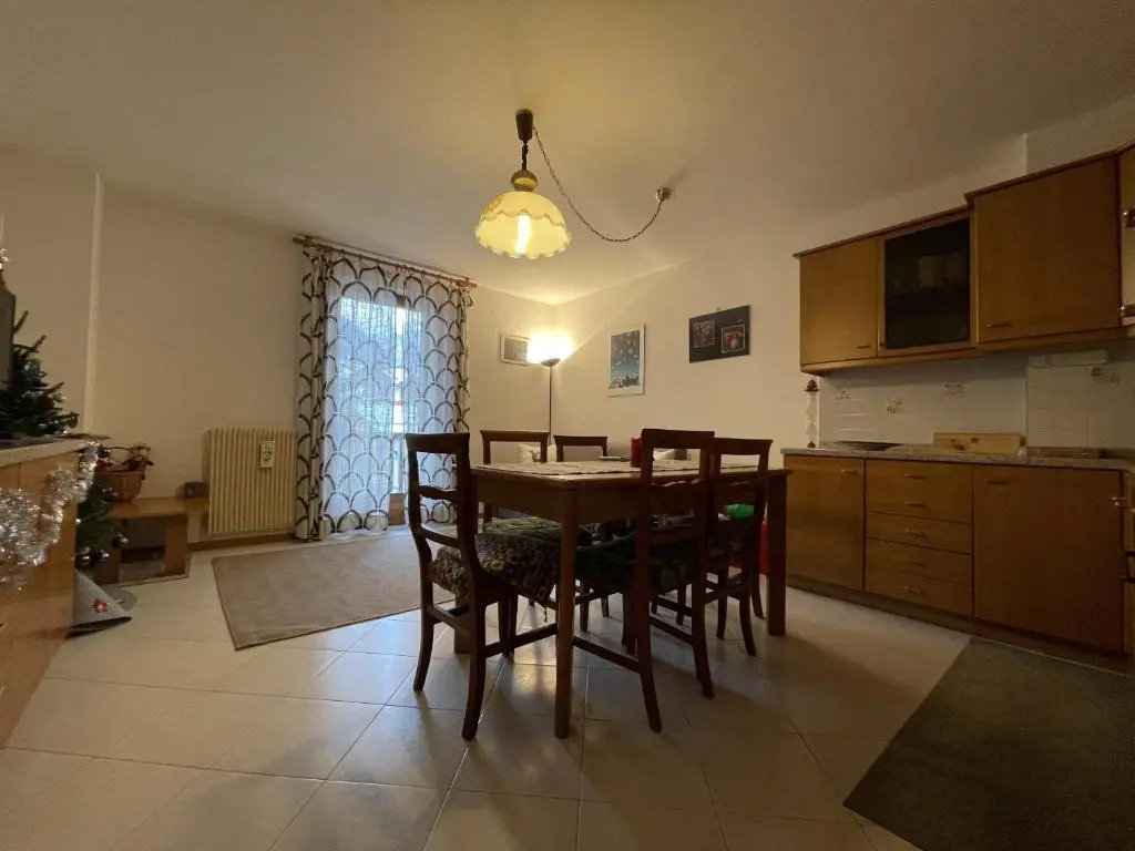 Trilocale con balcone San Gerolamo 055