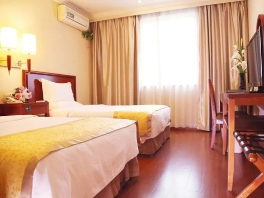 GreenTree Inn JiangSu Zhenjiang Center Street No 1 People's Hospital Express Hotel