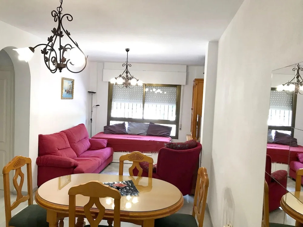 Apartment With 2 Bedrooms in Motril, With Pool Access and Wifi Near the Beach