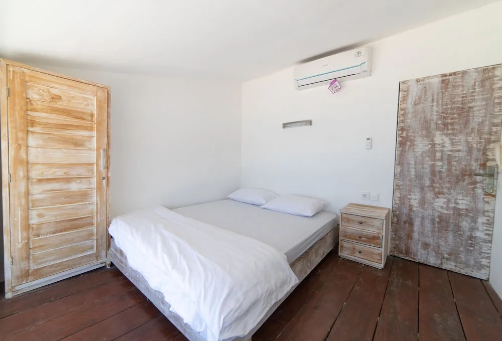 Balangan Beach Villa