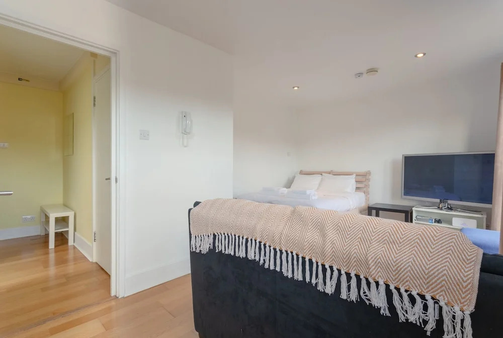 Smart Studio Apartment in Streatham