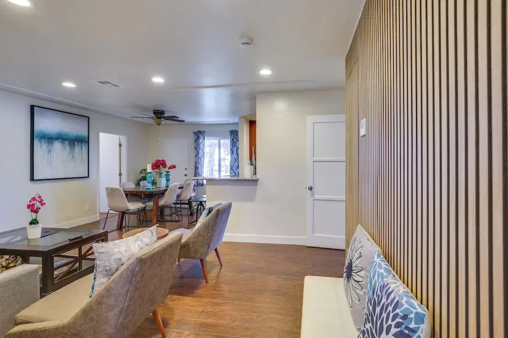 Modern Duplex Near Gaylord Resort & Bayfront!