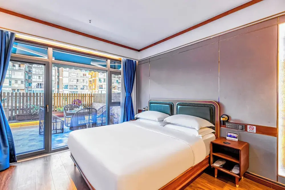 Nostalgia S Hotel(Kunming Dongfeng Square)